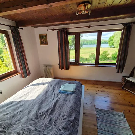 Dom W Lesie Nad Jeziorem Kaszuby - Gniazdo Dabrowka (Koscierzyna)