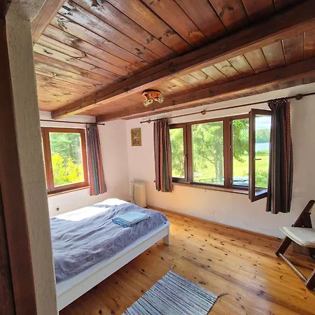 Dom W Lesie Nad Jeziorem Kaszuby - Gniazdo Dabrowka (Koscierzyna)