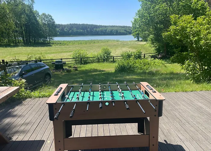 Semesterbostad Dom W Lesie Nad Jeziorem Kaszuby - Gniazdo Dabrowka (Koscierzyna)