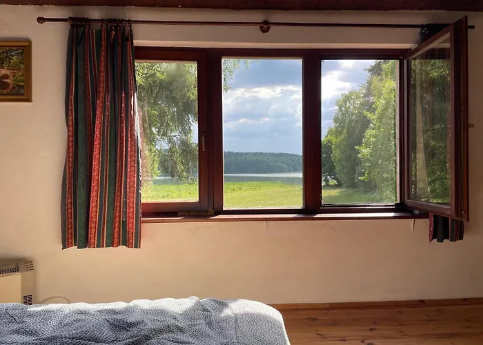 Dom W Lesie Nad Jeziorem Kaszuby - Gniazdo * Dabrowka (Koscierzyna)