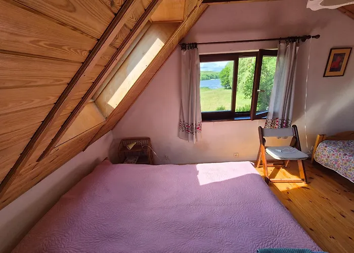 Dom W Lesie Nad Jeziorem Kaszuby - Gniazdo * Dabrowka (Koscierzyna)