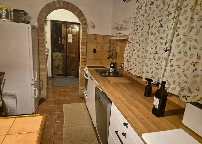 Dom W Lesie Nad Jeziorem Kaszuby - Gniazdo Semesterbostad Dabrowka (Koscierzyna)